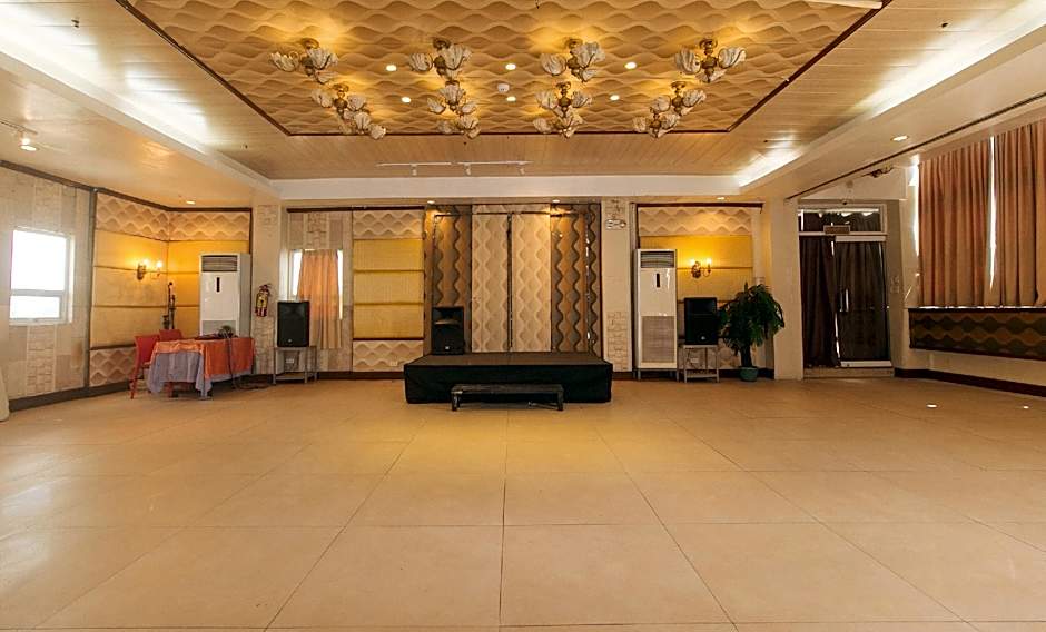 RedDoorz Plus near UV Mandaue Cebu