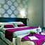 Smart Hotel Gallery House
