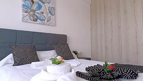 Two-Bedroom Deluxe Apartment
