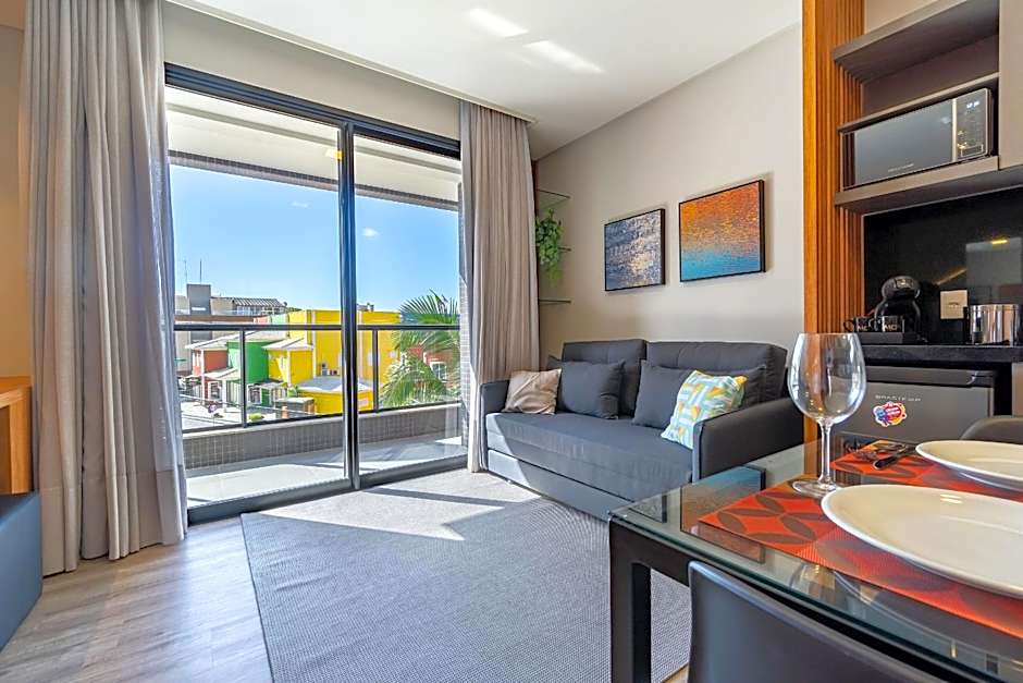 AION suítes 102 - Compacto e luxuoso Loft - Rooftop com piscina e academia - À poucos passos da praia