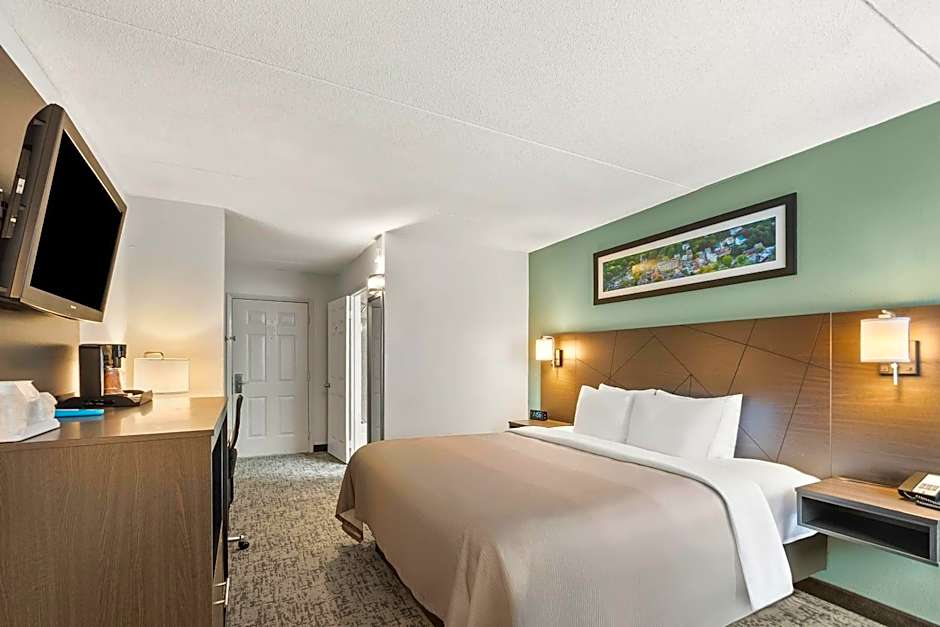 Quality Inn Harpers Ferry - Charles Town