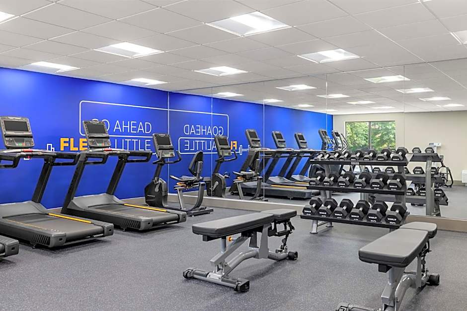 Holiday Inn Express Fayetteville-Fort Bragg