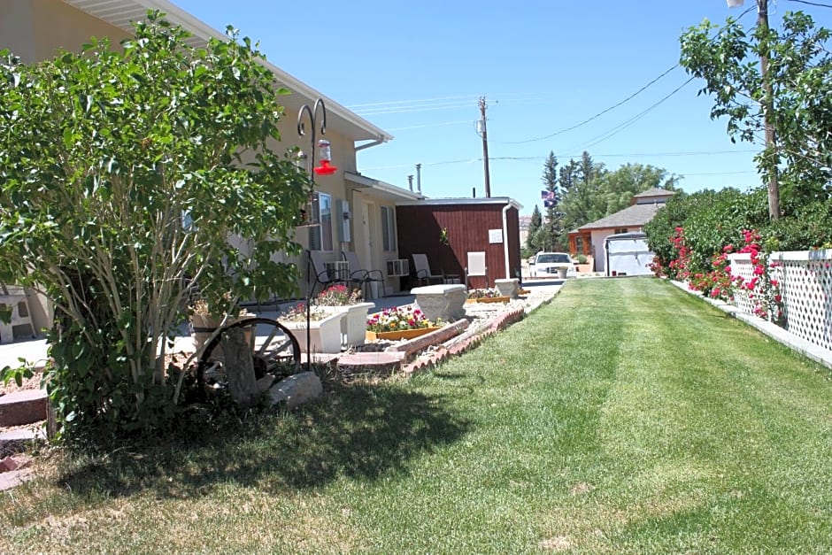 Bybee's Steppingstone Motel