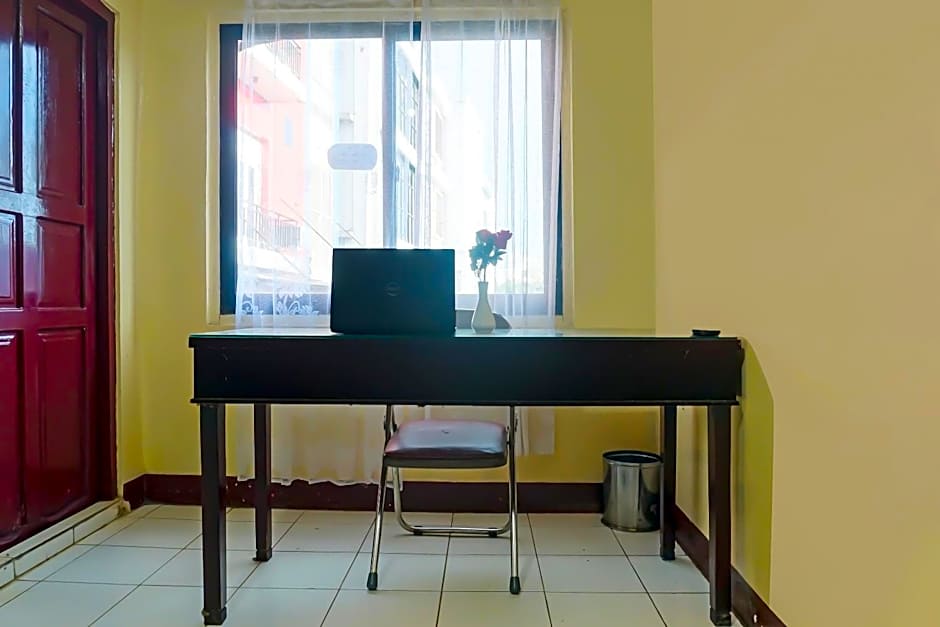 Hotel O Adam Kost SyariahNearWisata Jembatan Barito