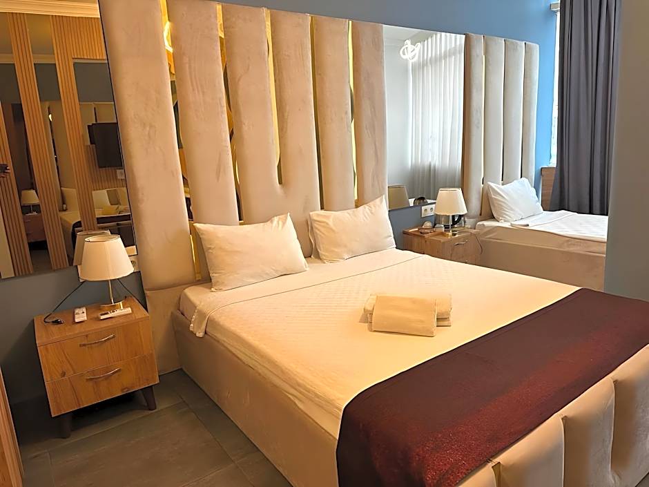 Grand Niki Hotel & Spa