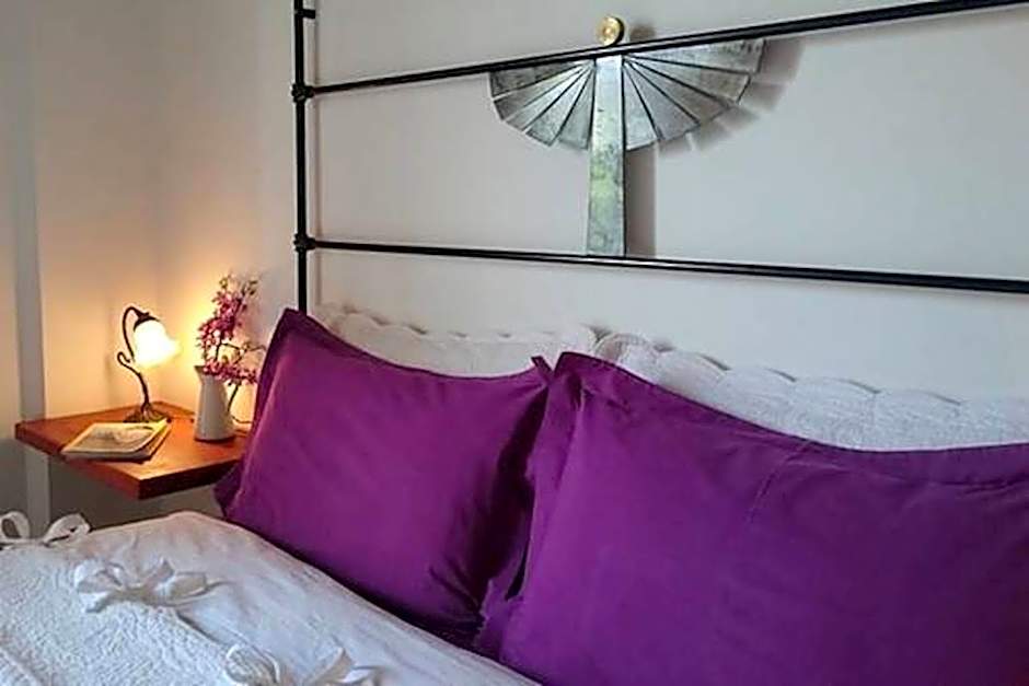 Helicon Muses Friendly Mountain B&B Guesthouse