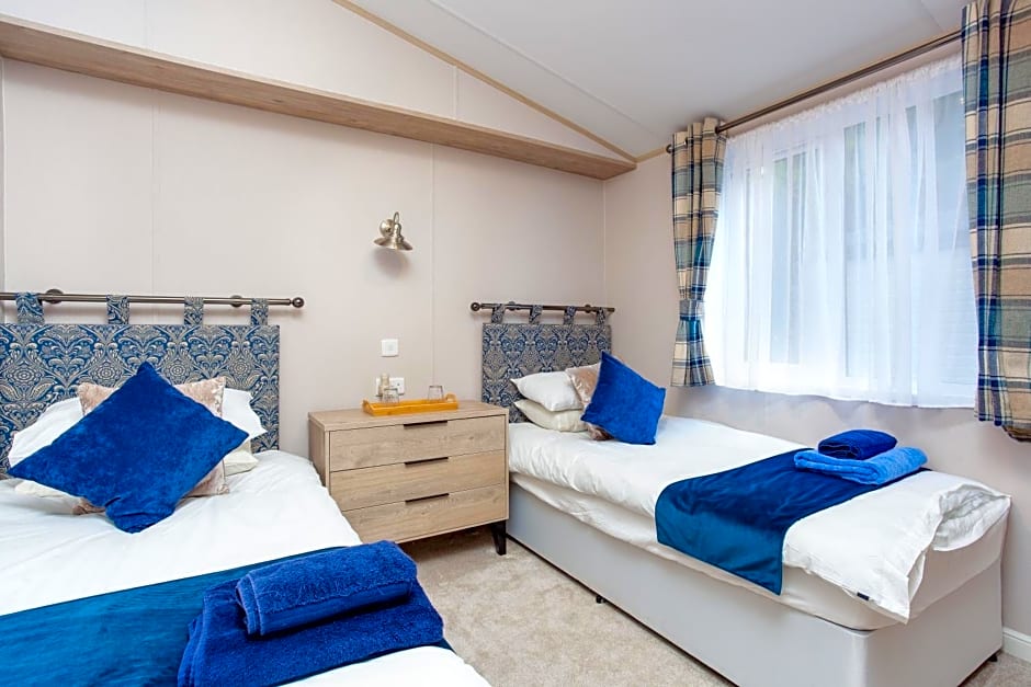 Lakeside Lodge, Green Hill Farm Holiday Village