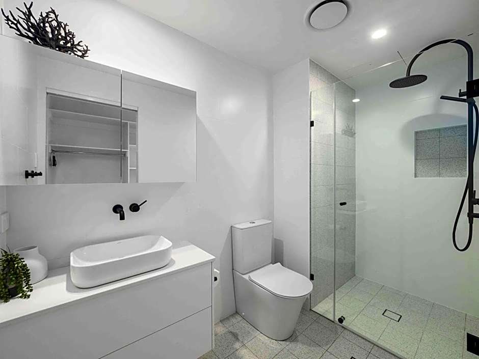 Pacific Marina Apartments