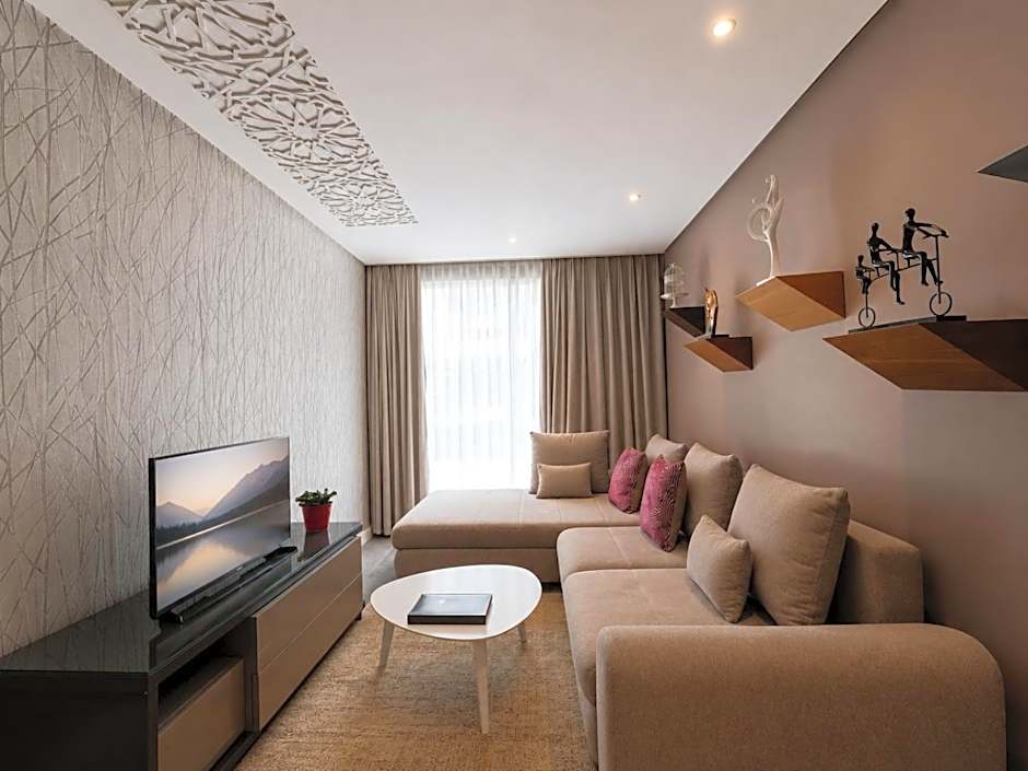 RENT-INN Suites Hotel