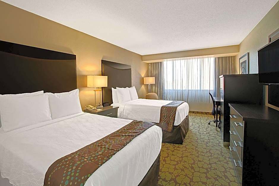 Ramada Plaza Charlotte/s End – Charlotte, NC