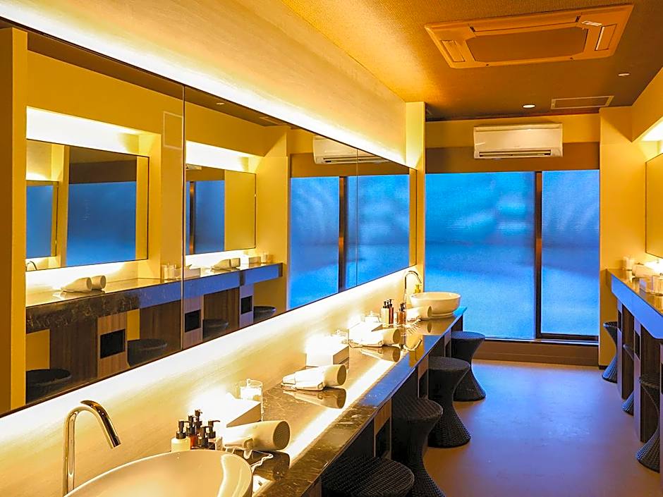 Ooedo Onsen Monogatari Premium Atami