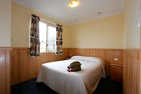 Two-Bedroom Ensuite Five Berth Cabin