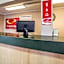 Econo Lodge Inn & Suites Logan