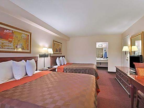 Deluxe Inn San Antonio Near Lackland AFB