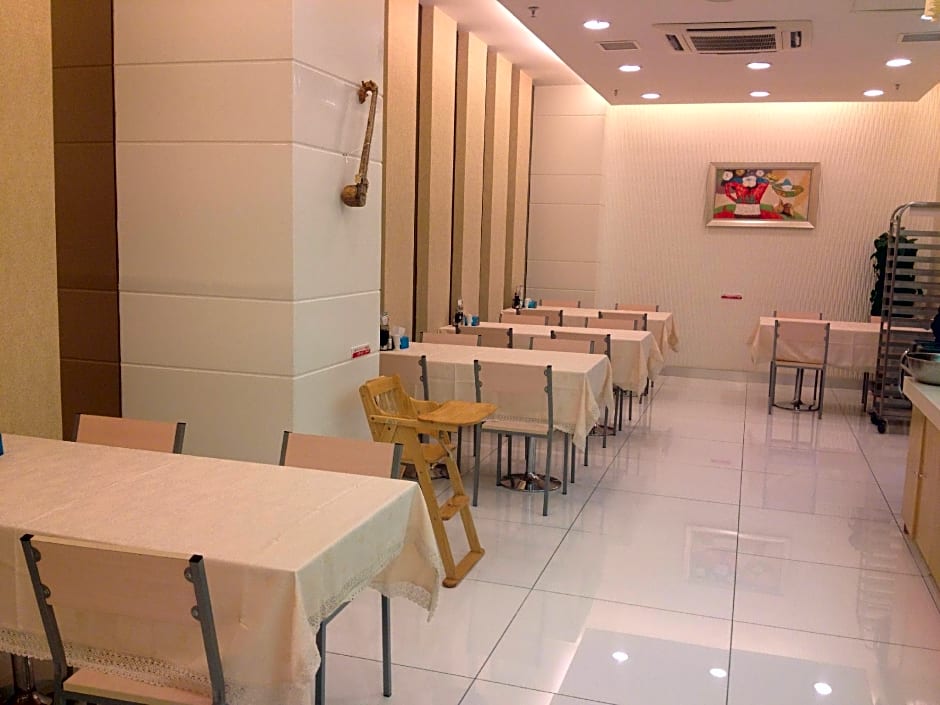 Jinjiang Inn Urumqi Hongqi Road Branch