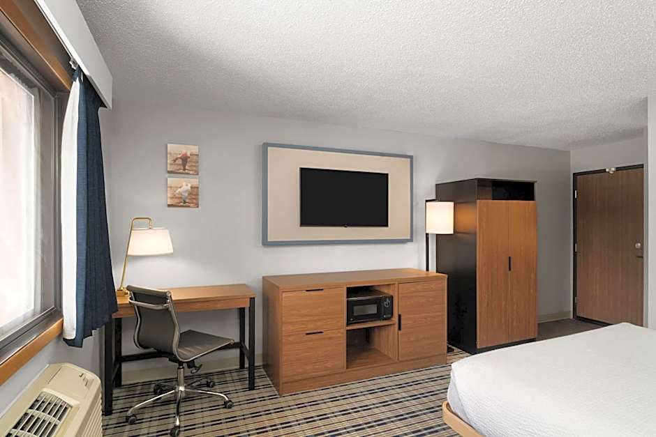 AmericInn by Wyndham Tofte Near Lake Superior