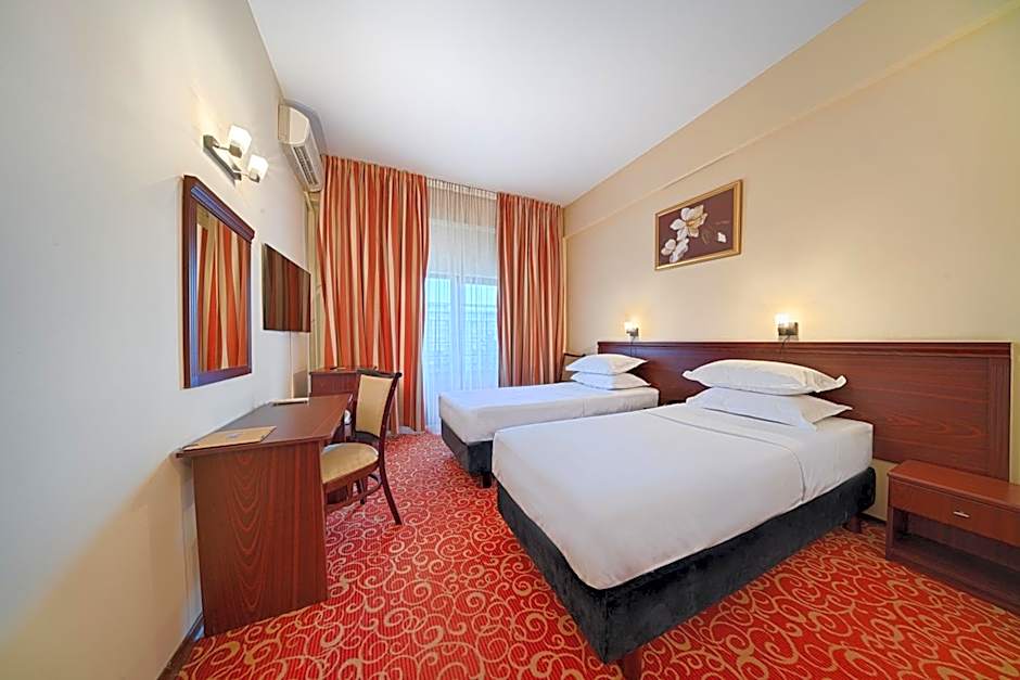 Central Hotel