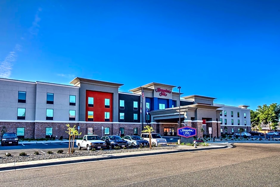 Hampton Inn By Hilton Fresno Airport