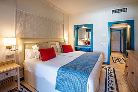 DOUBLE GARDEN VIEW 2 ADULTS + 2 CHILDREN