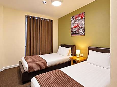 Large Twin Room
