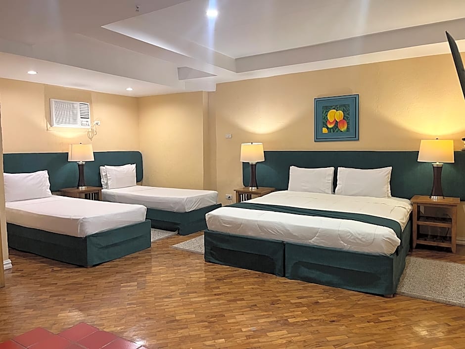 Coco Grande Hotel