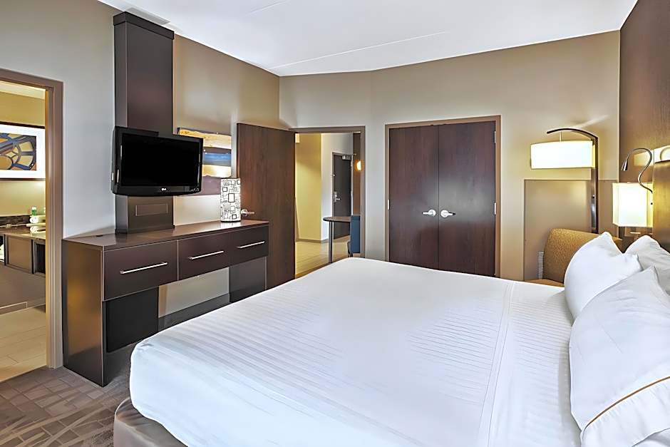 Holiday Inn Express Hotel and Suites Dayton South I 675 By IHG