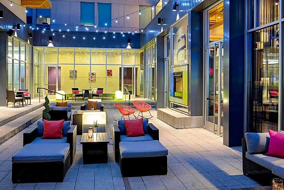 Aloft Chesapeake
