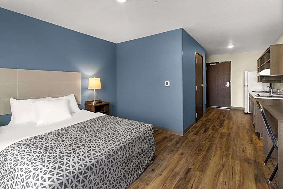 WoodSpring Suites Bowling Green I-65