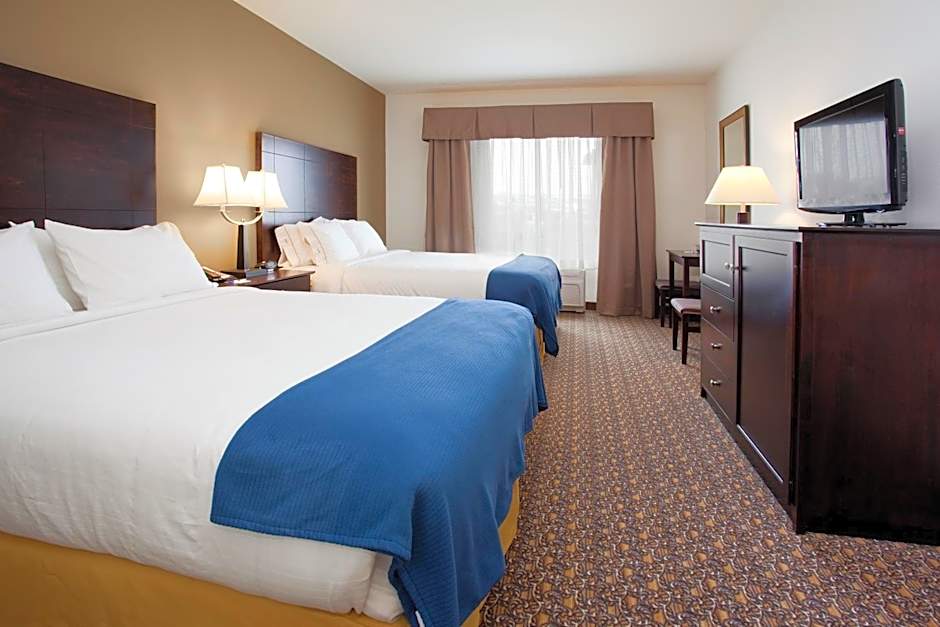 Holiday Inn Express Hotel & Suites Lander By IHG