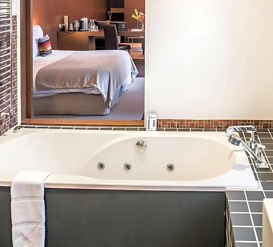 Les Pleiades Hotel-Spa-Restaurant