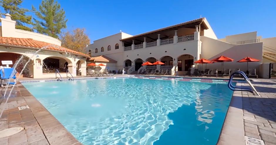 Los Abrigados Resort