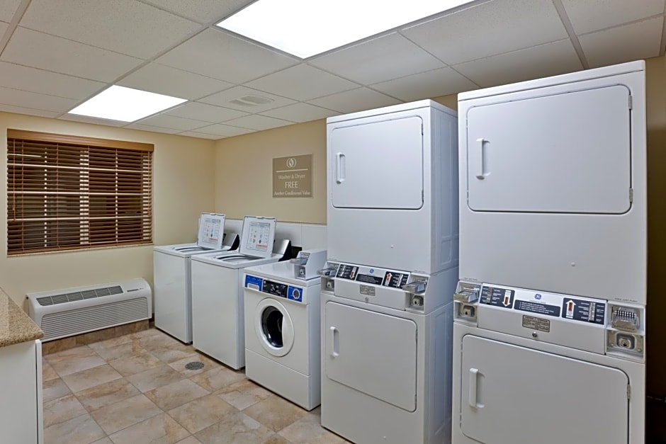 Candlewood Suites Lakewood – Lakewood, WA