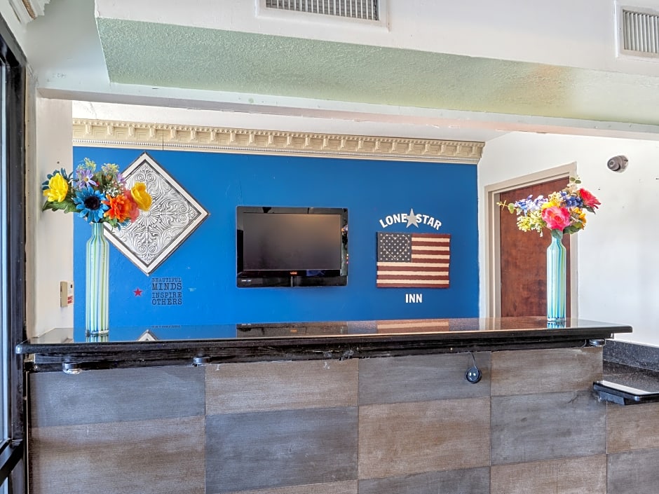 Lonestar Inn & Suites, Erick OK – Hwy 40 BY OYO