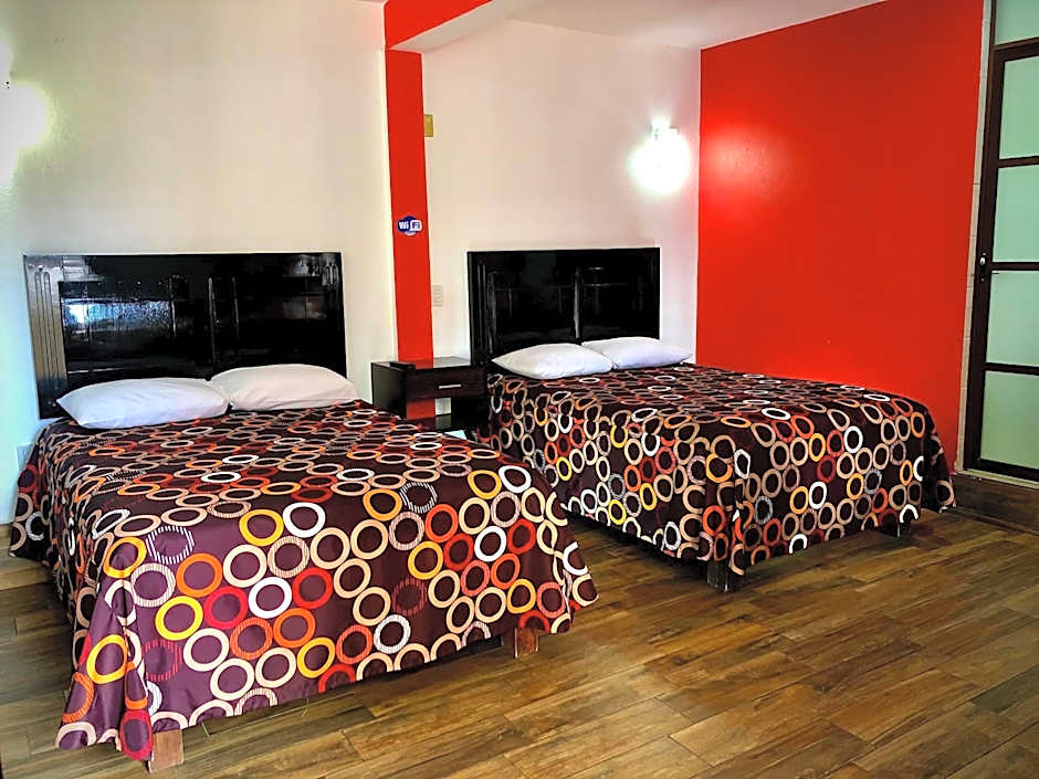 HOTEL LA GRAN MANZANA