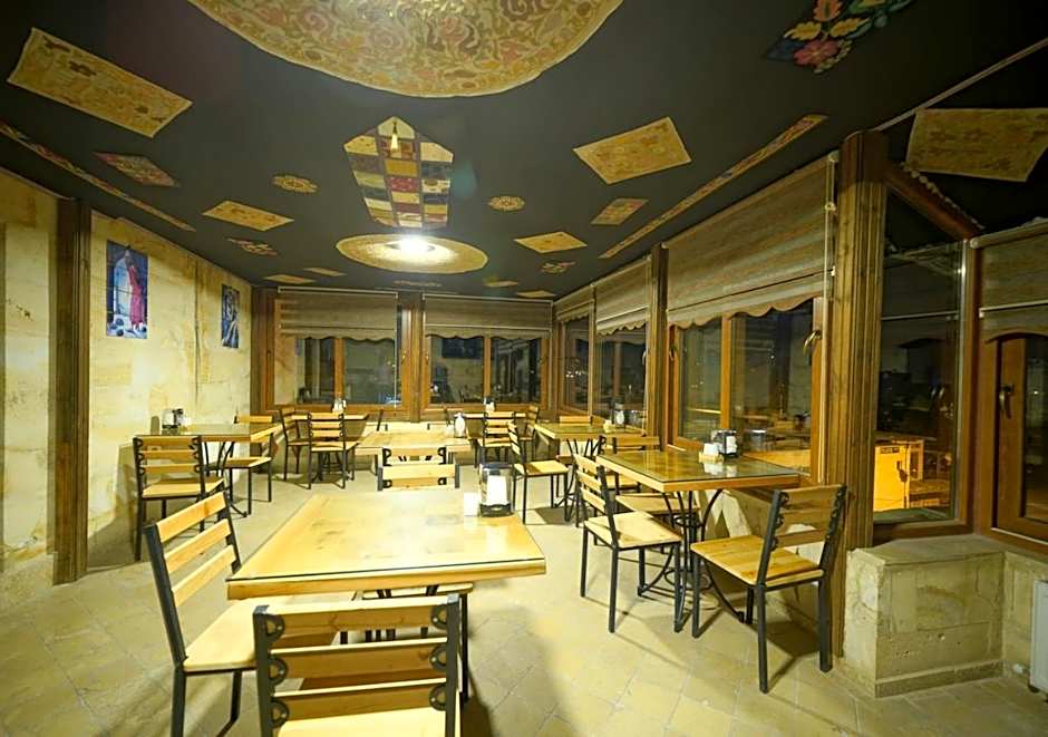 ShoeString Stone House