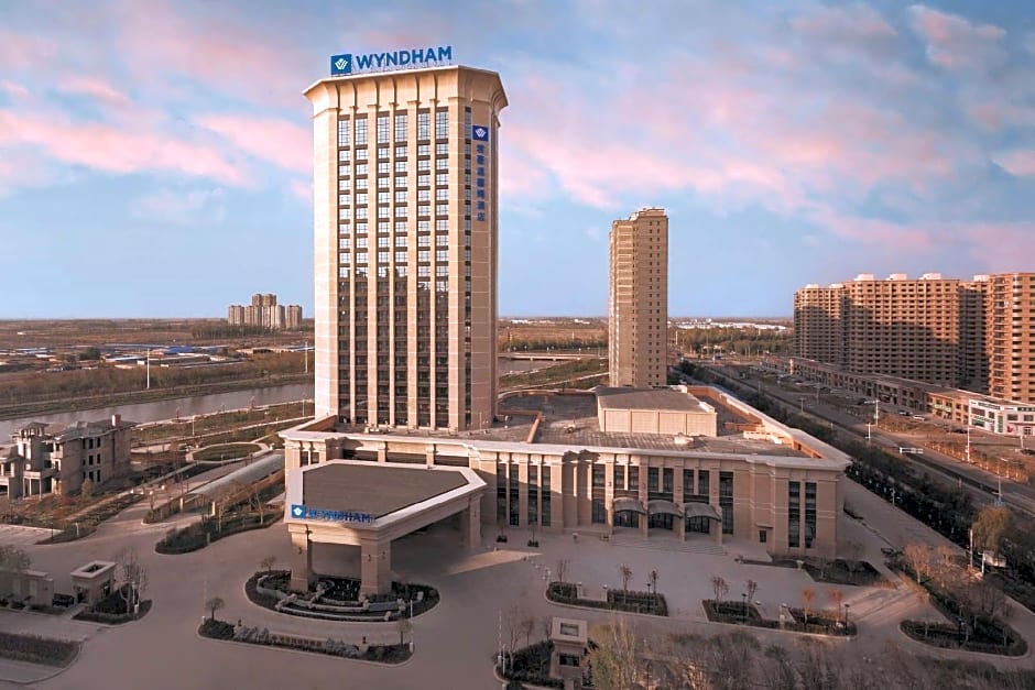 Wyndham Urumqi North Hotel