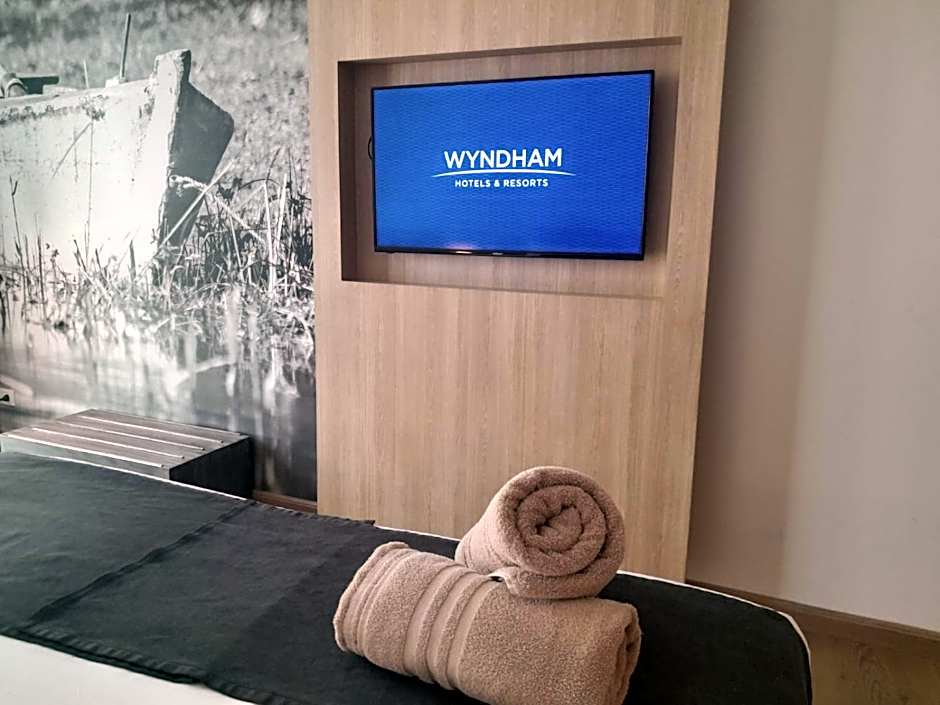 Dazzler by Wyndham Rosario