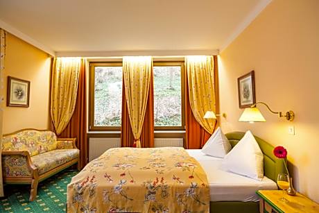 Two-Bedroom Suite with Balcony