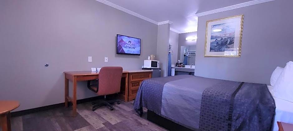 Sycamore Inn Chico University Area