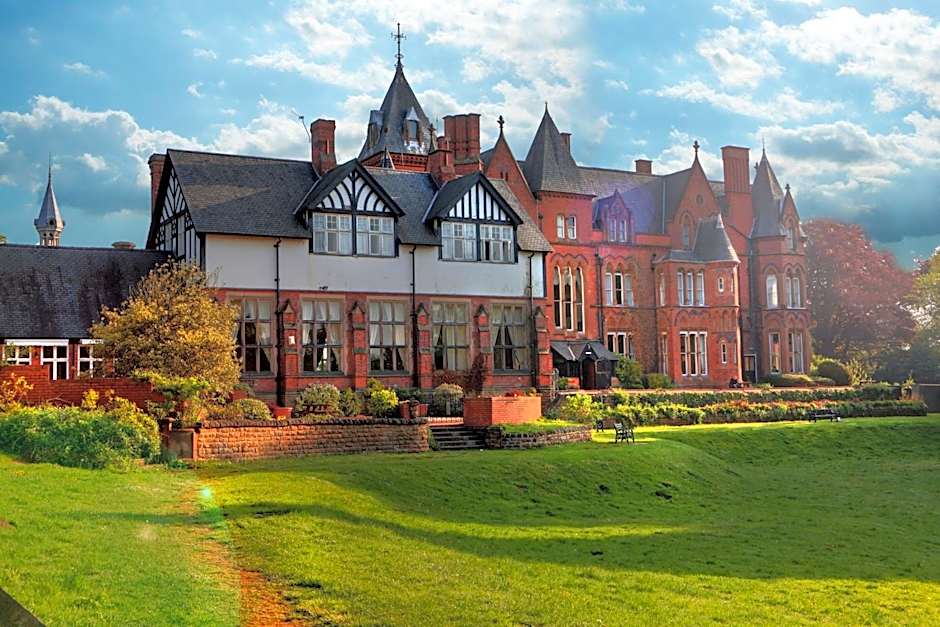 Photo 1 of 45 of Bestwood Lodge Hotel