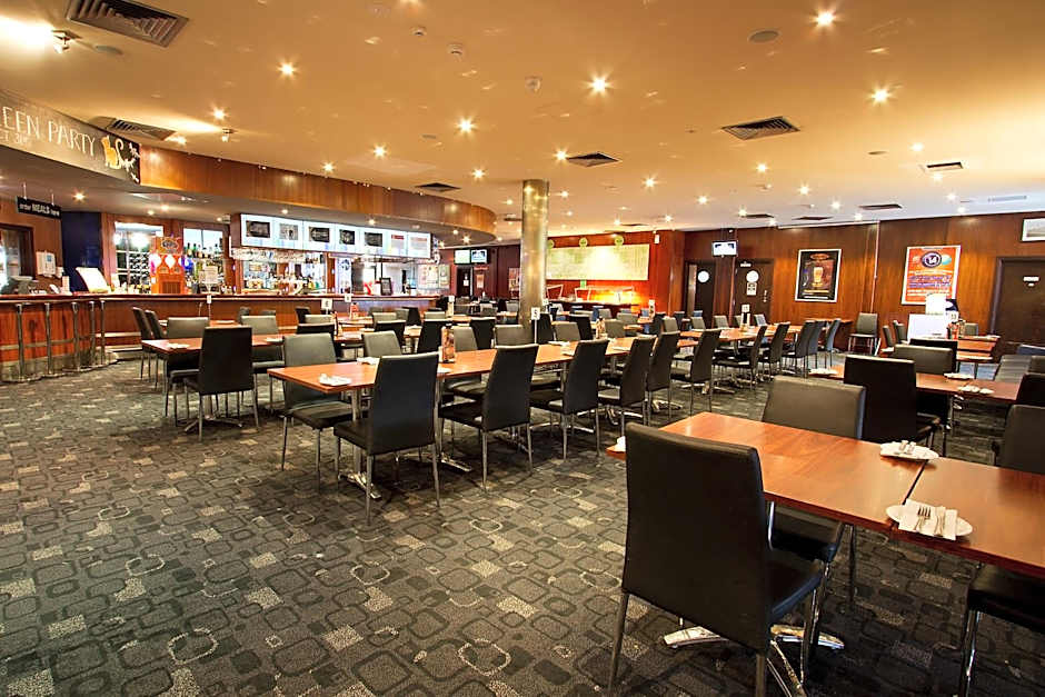 Nightcap at Playford Tavern