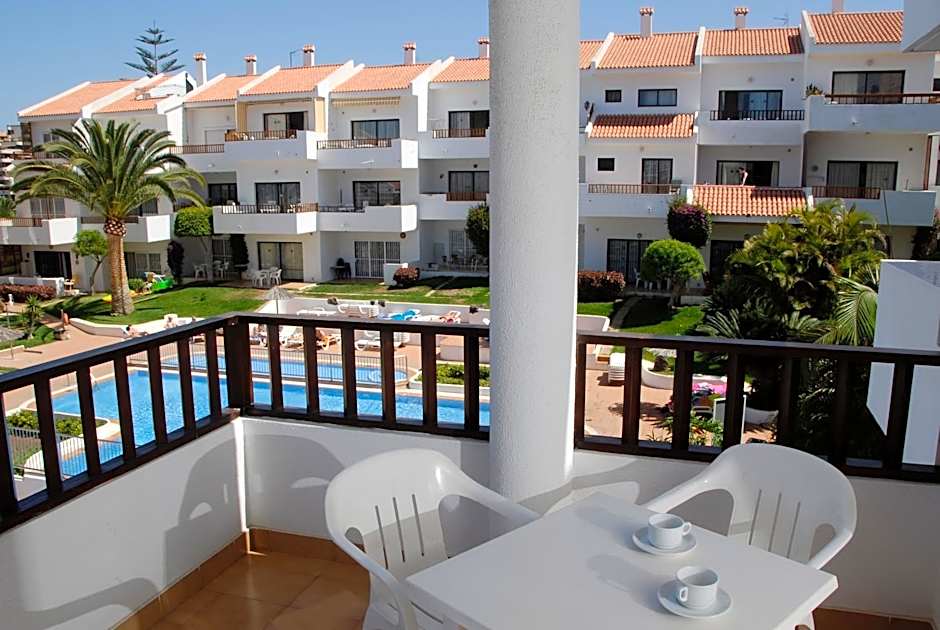 Apartamentos Hg Cristian Sur