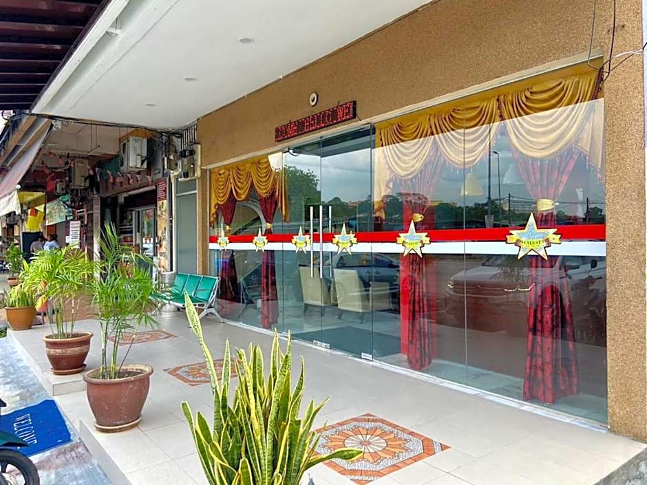 Royals Star Hotel