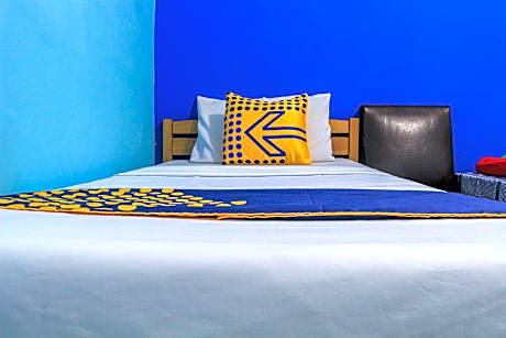 Deluxe Twin Room for 2 People