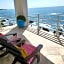 Hotel Luz de Mar ' right on the beach