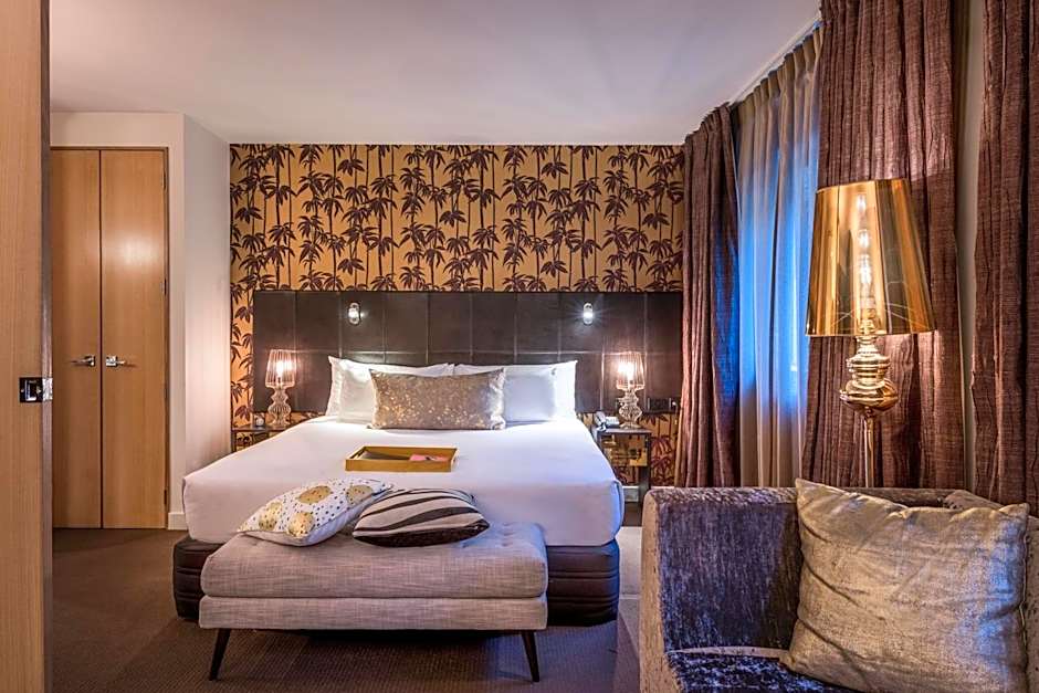 Museum Apartment Hotel, Independent Collection by EVT