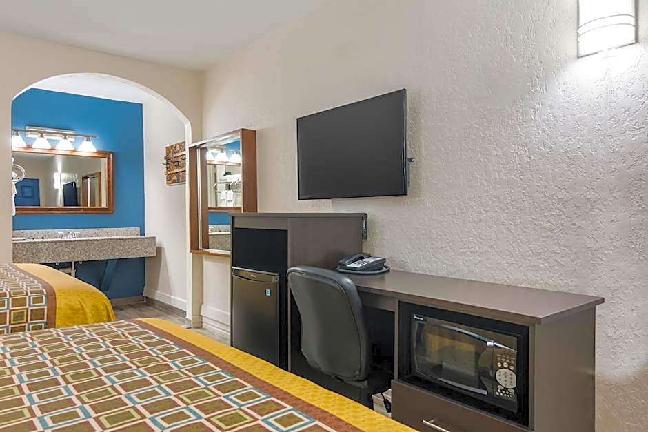 Rodeway Inn Broken Bow-Hochatown