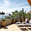 Portie Deluxe Suites by DA'HOME