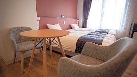 Twin Room - Pet Friendly