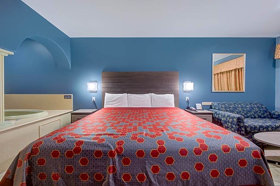 Weslaco Inn by Capital O Near Mercedes